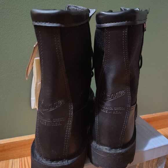 NWT Men’s Danner 8” Acadia Gore-Tex Round Toe Leather Boots Size 10 main image 9